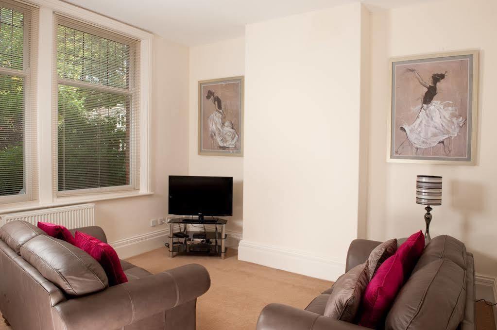 Harrogate Serviced Apartments Zewnętrze zdjęcie